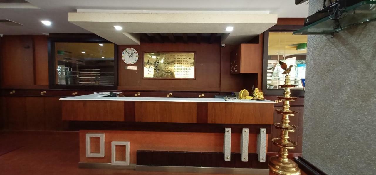 Hotel Devanganam Residency Guruvāyūr Exteriér fotografie